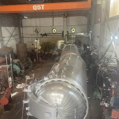 Nồi hấp 10m3 - 10 at đóng mở bằng thủy lực
